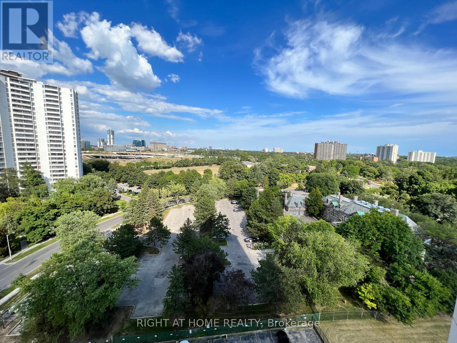 1608 - 75 Graydon Hall Drive Property Photo 35