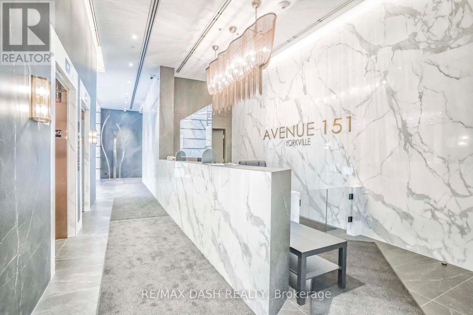 205 - 151 Avenue Road Property Photo 3