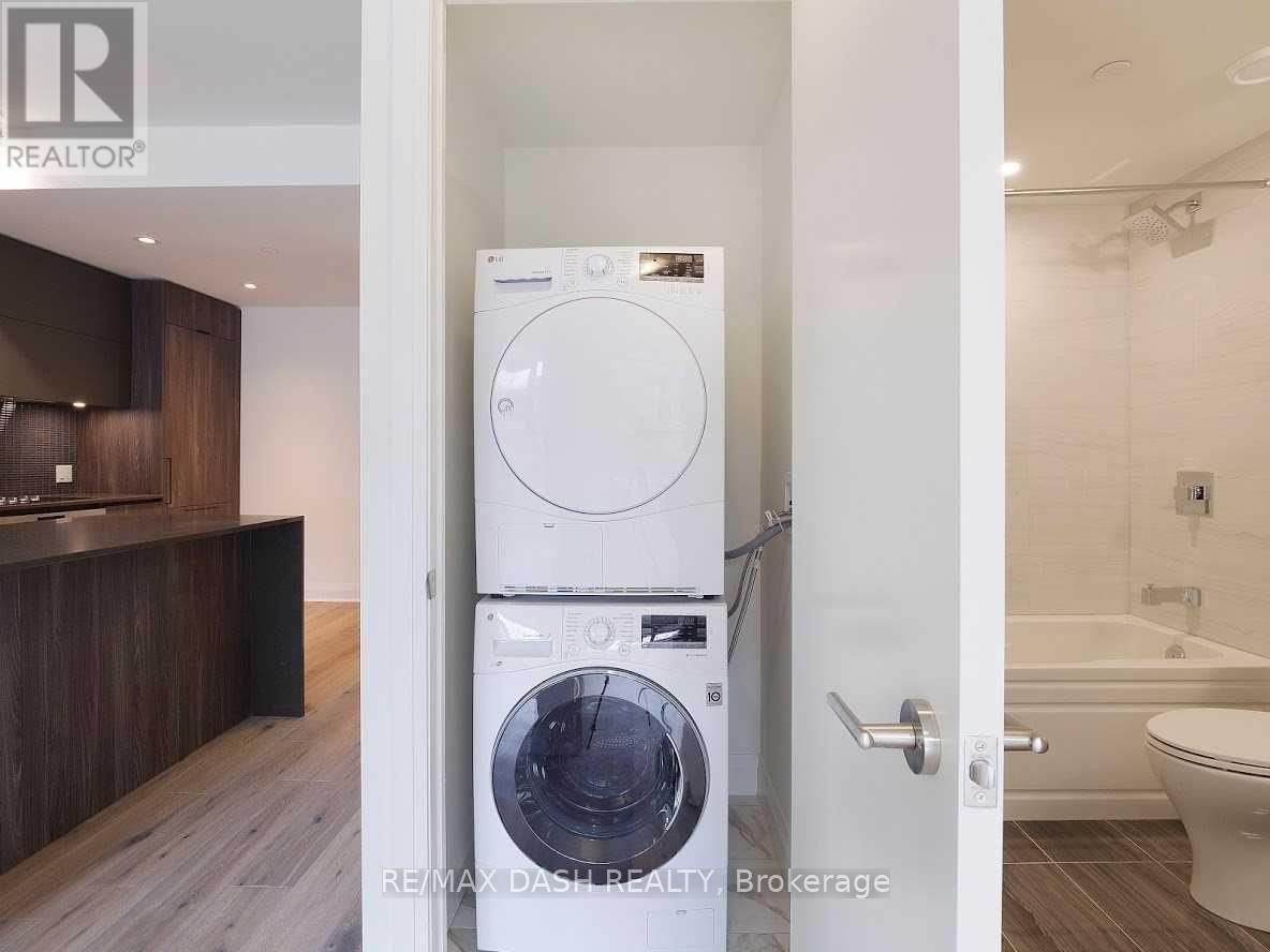 306 - 151 Avenue Road Property Photo 15