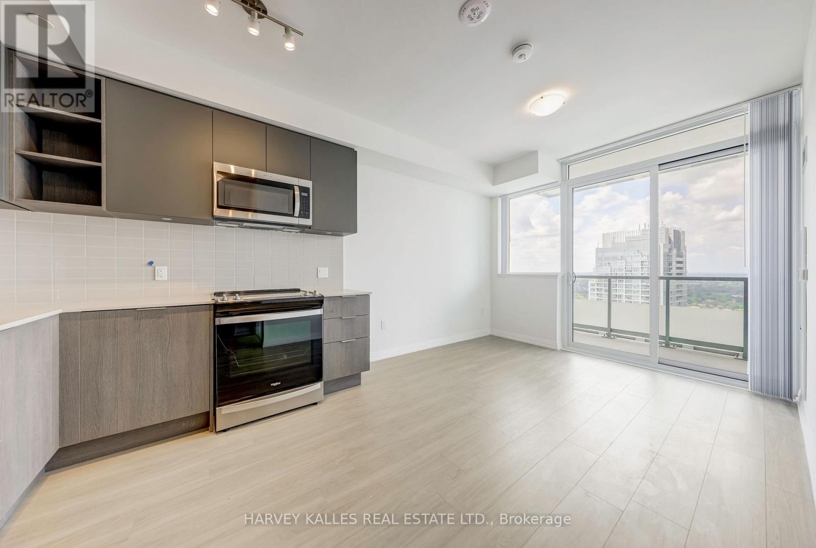 3415 - 50 Dunfield Avenue Property Photo 7