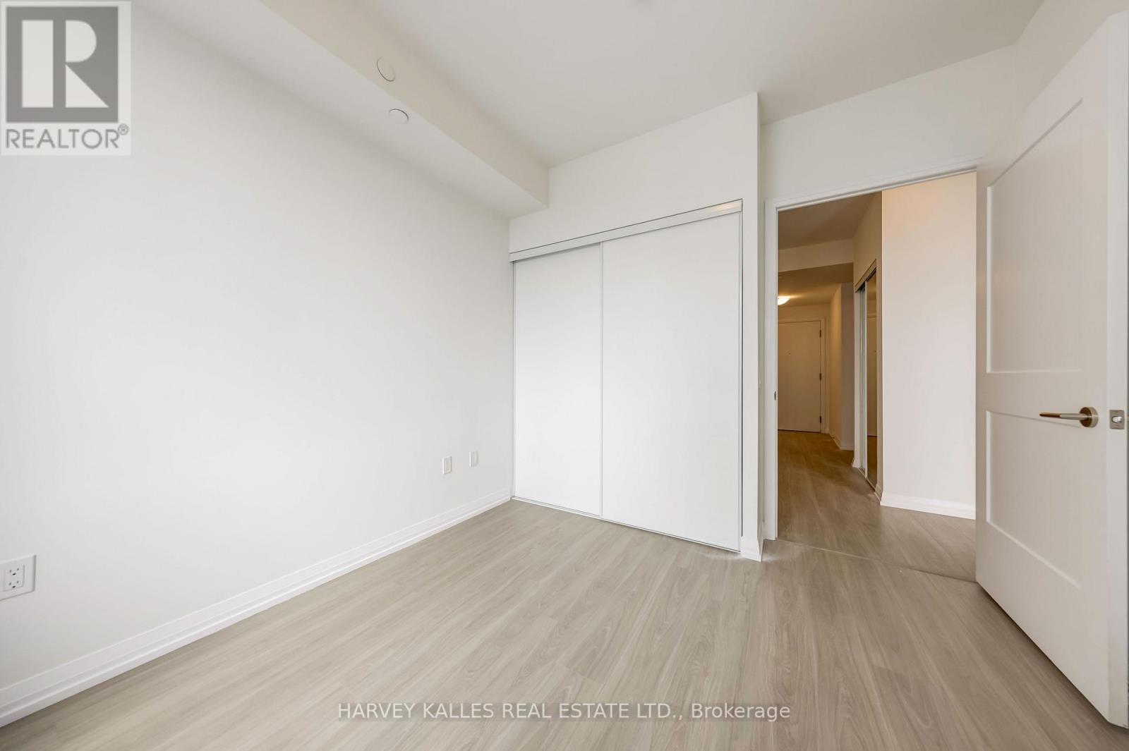 3415 - 50 Dunfield Avenue Property Photo 14
