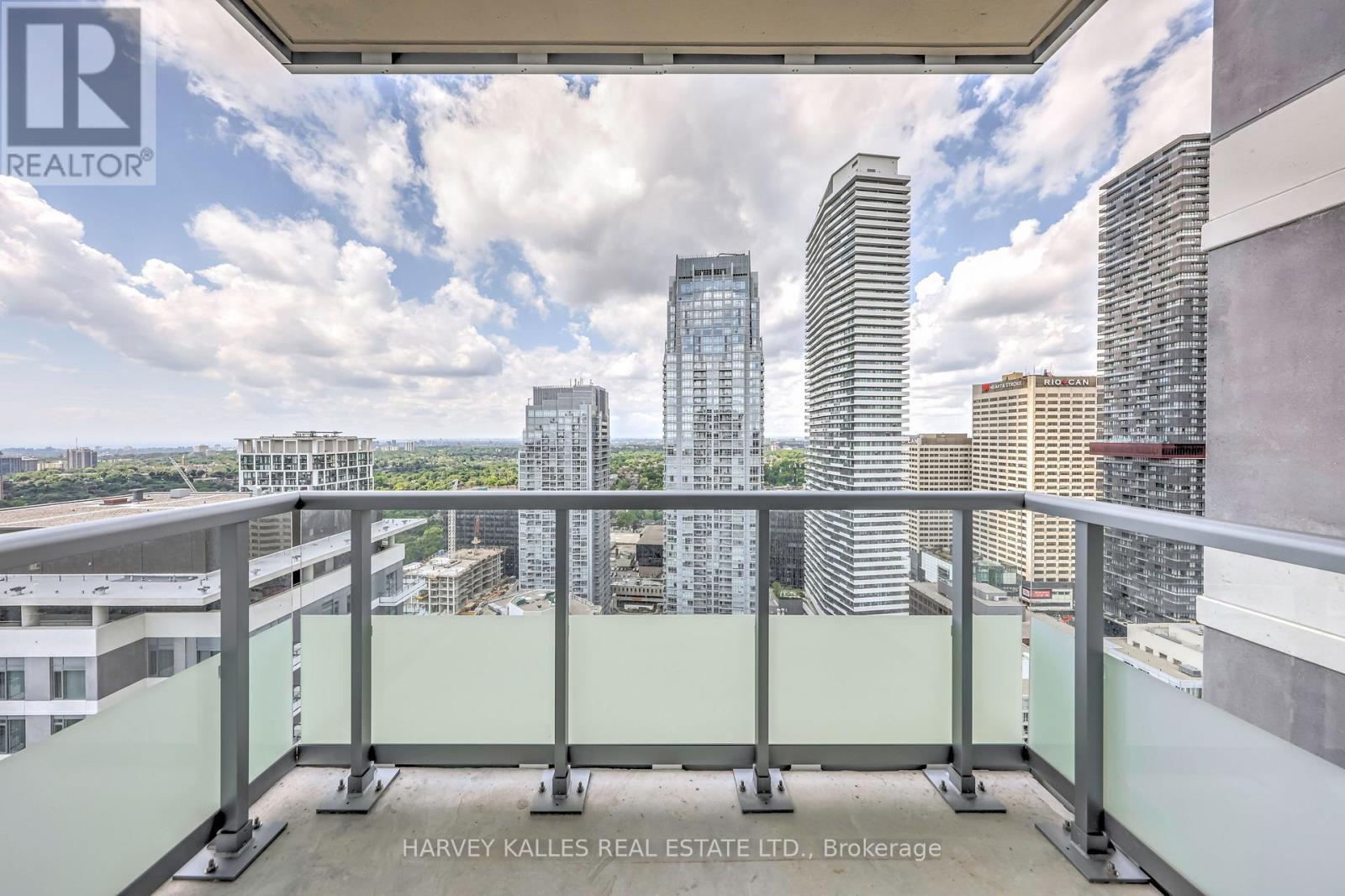3415 - 50 Dunfield Avenue Property Photo 16