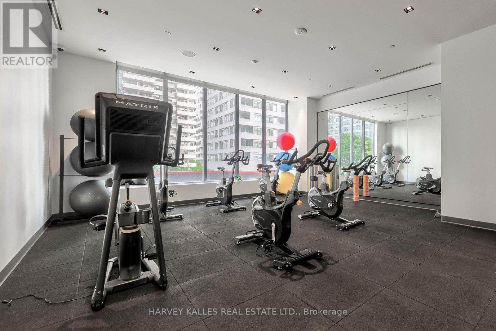 3415 - 50 Dunfield Avenue Property Photo 22