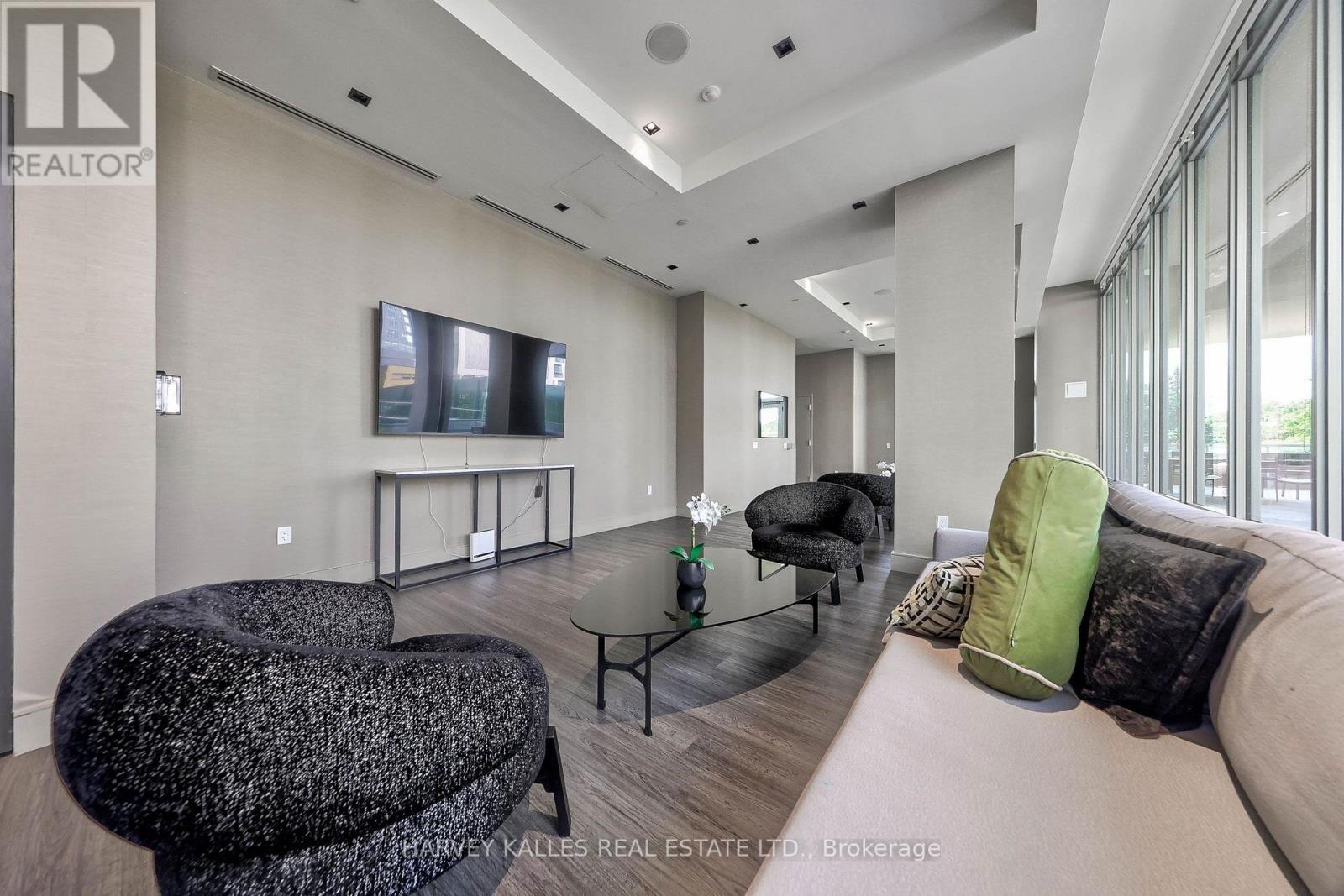 3415 - 50 Dunfield Avenue Property Photo 34