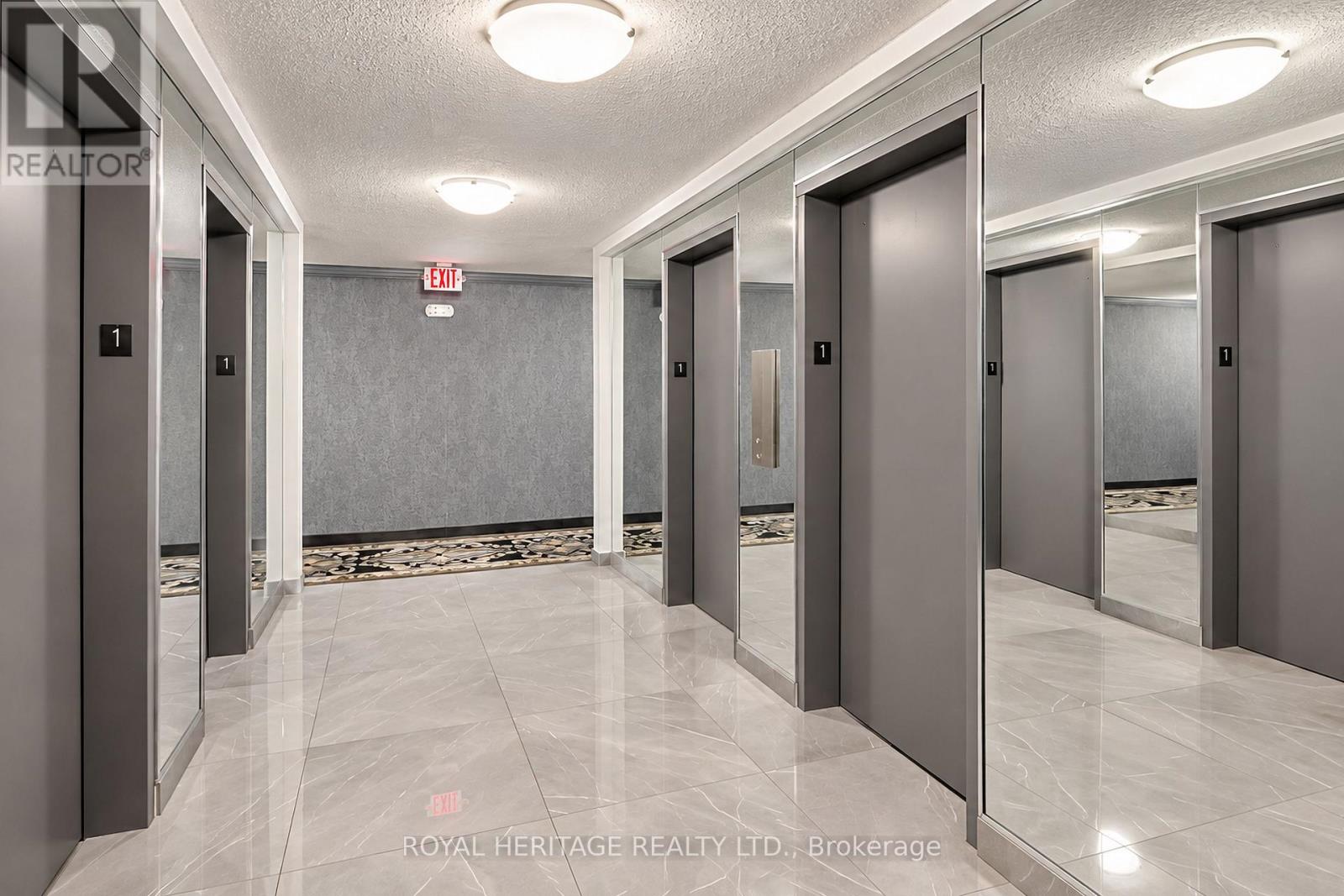 603 - 10 Edgecliff Golfway Property Photo 4