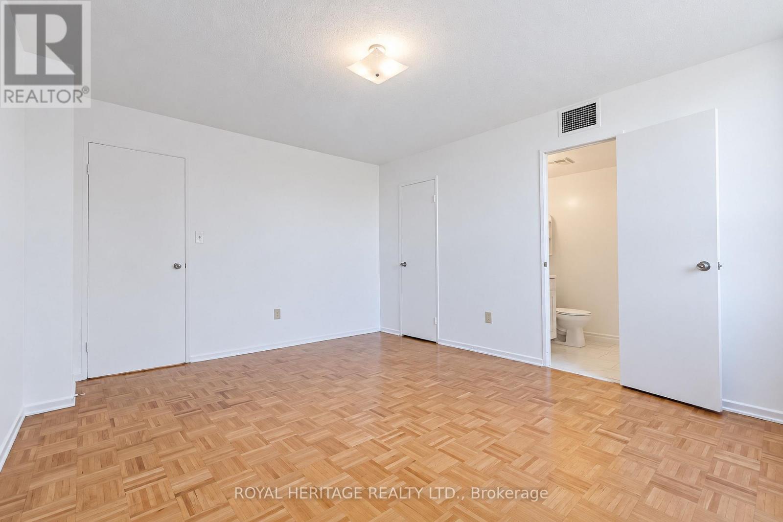 603 - 10 Edgecliff Golfway Property Photo 29
