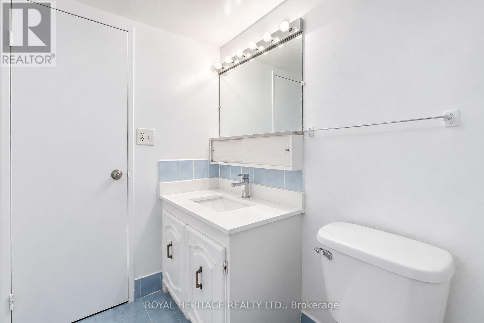 603 - 10 Edgecliff Golfway Property Photo 30