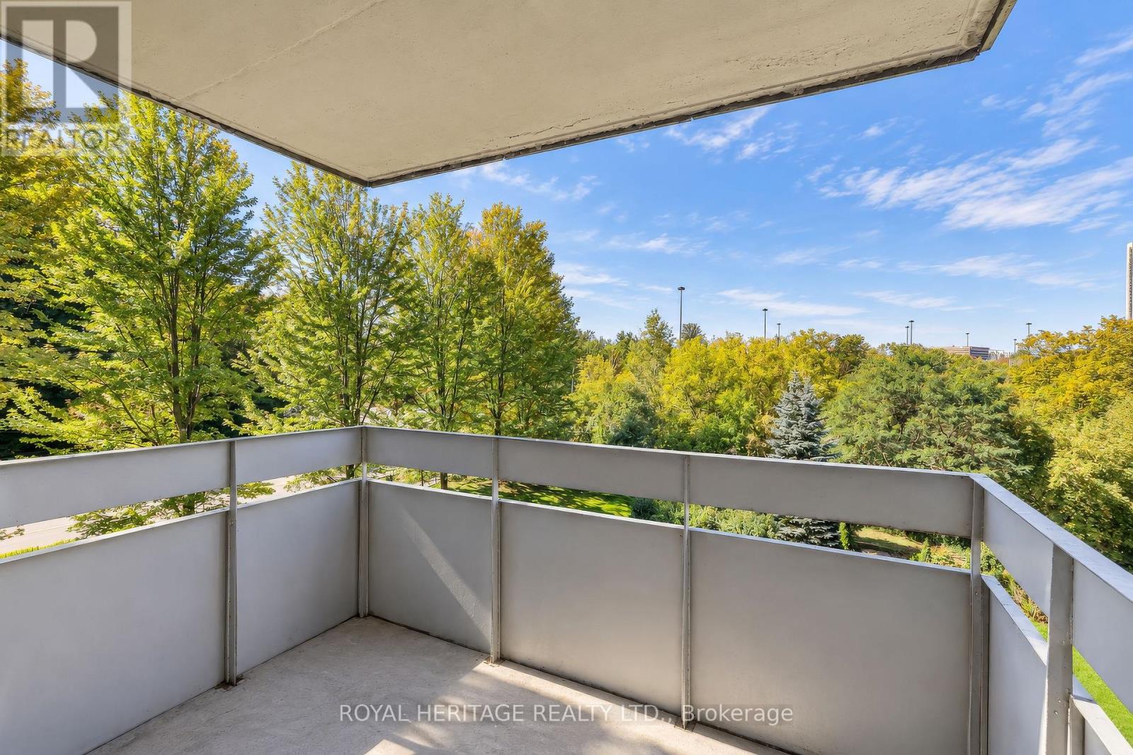 603 - 10 Edgecliff Golfway Property Photo 33