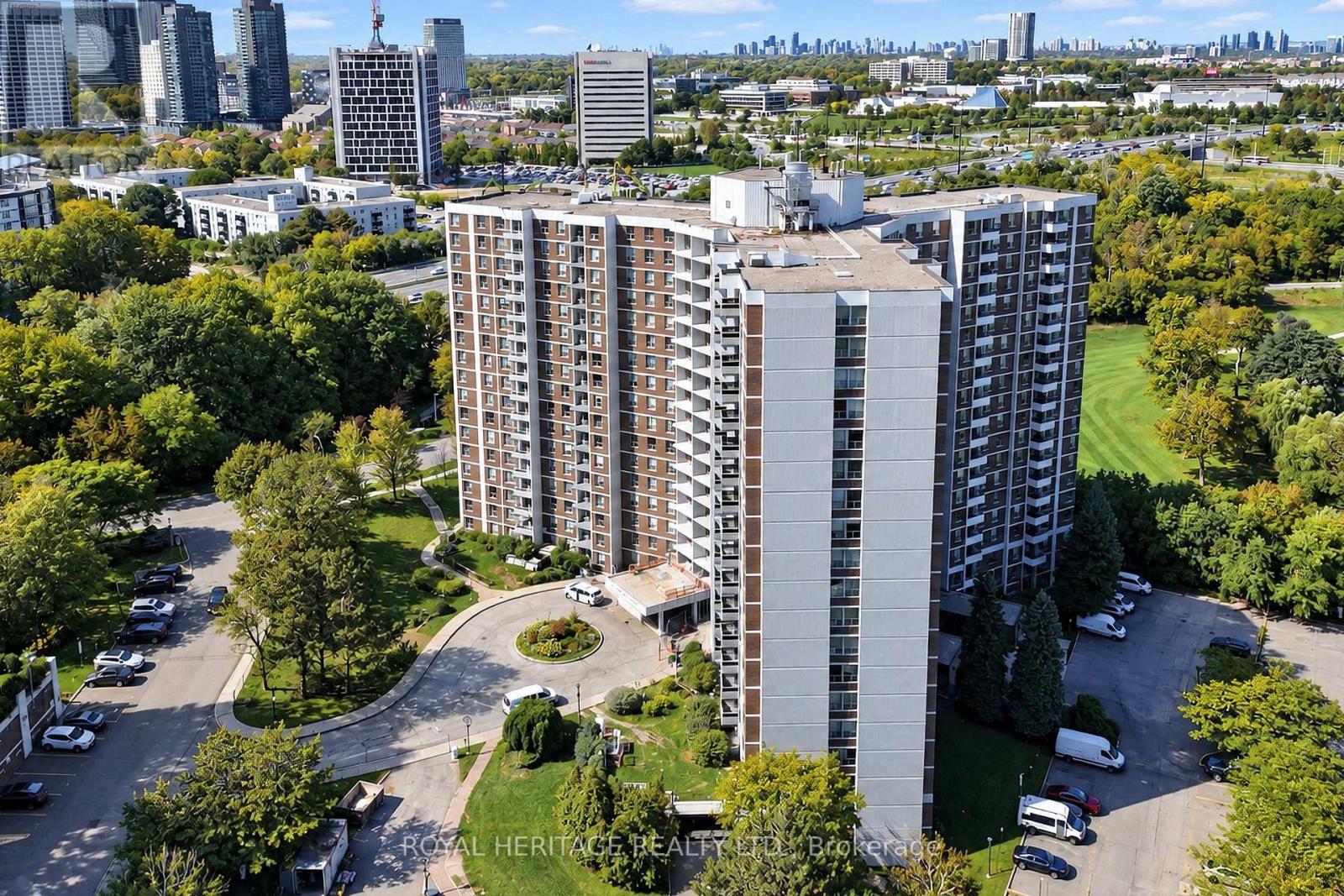 603 - 10 Edgecliff Golfway Property Photo 41