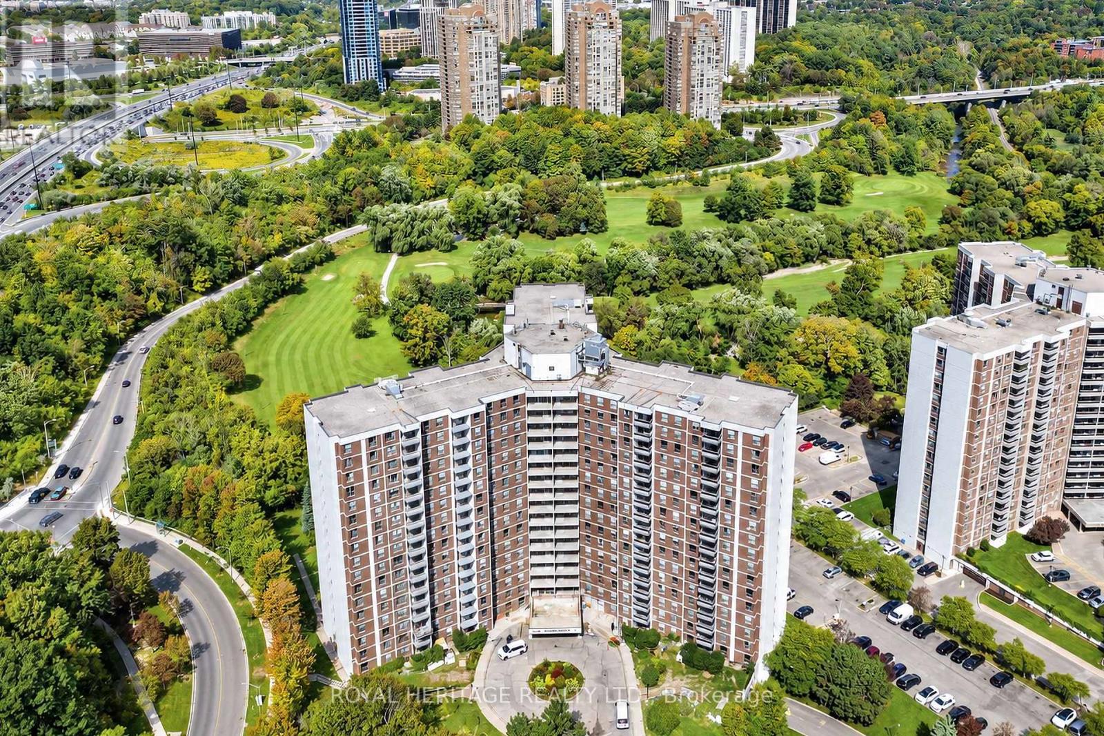 603 - 10 Edgecliff Golfway Property Photo 42