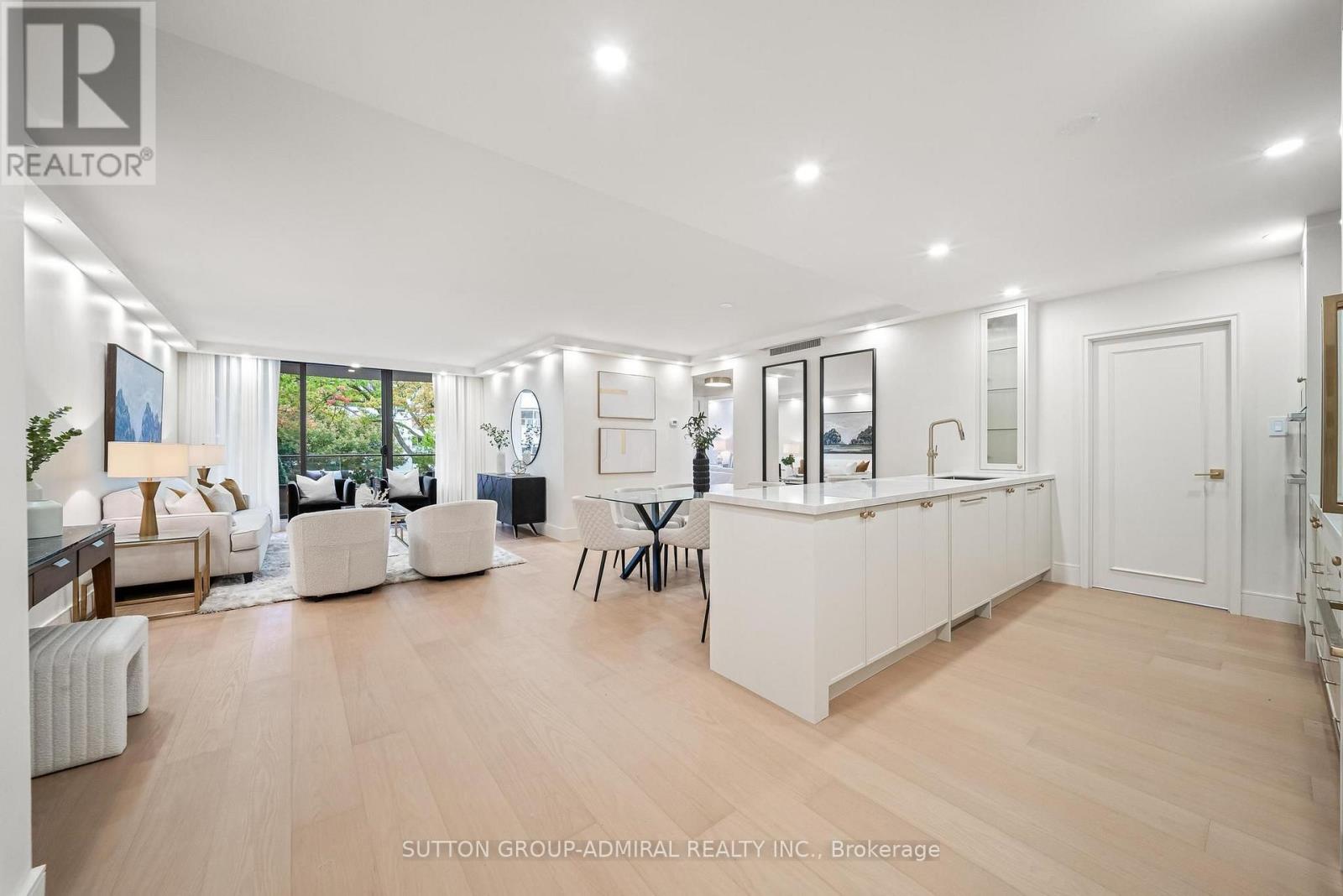 407 - 350 Lonsdale Road Property Photo 2