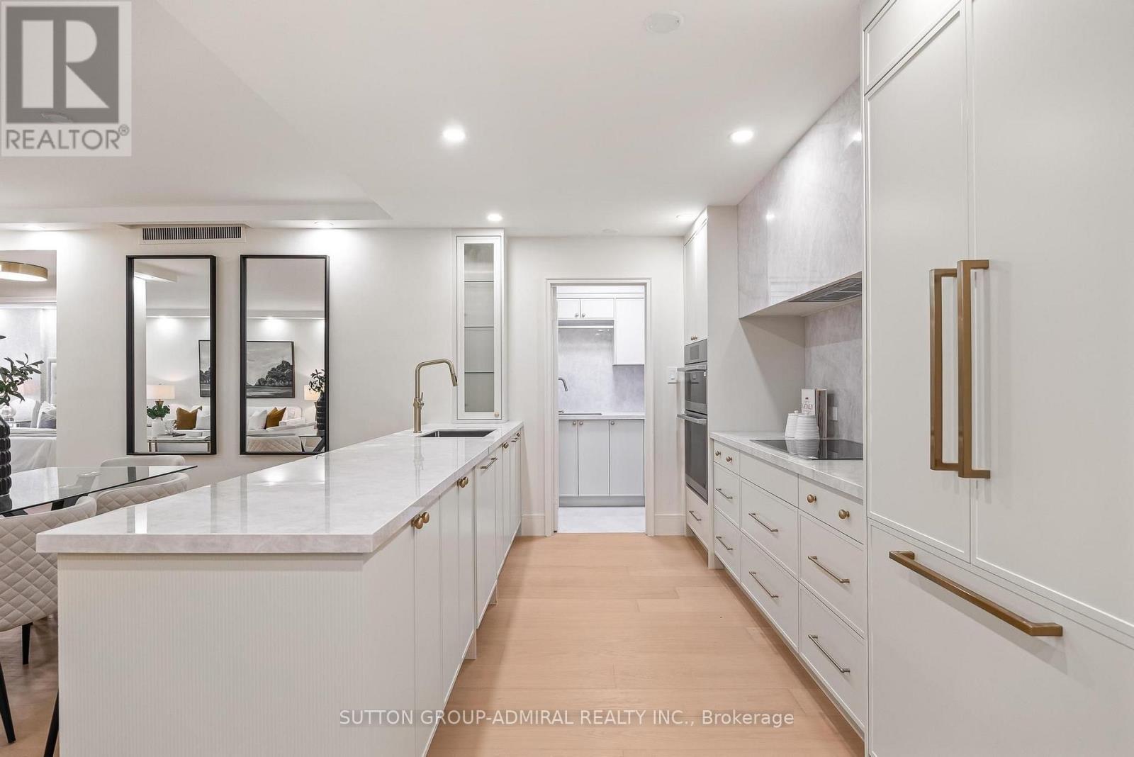 407 - 350 Lonsdale Road Property Photo 9