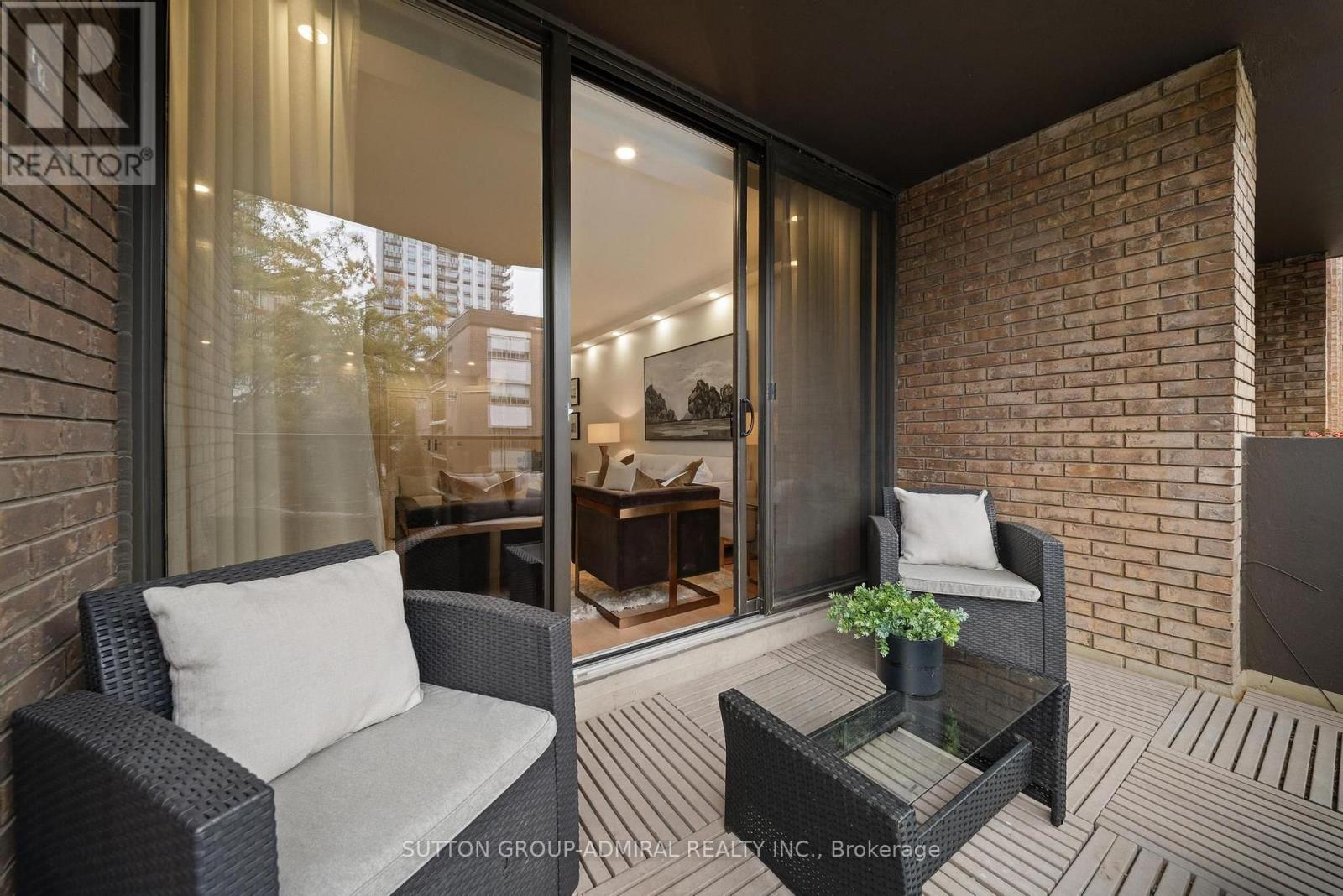 407 - 350 Lonsdale Road Property Photo 23