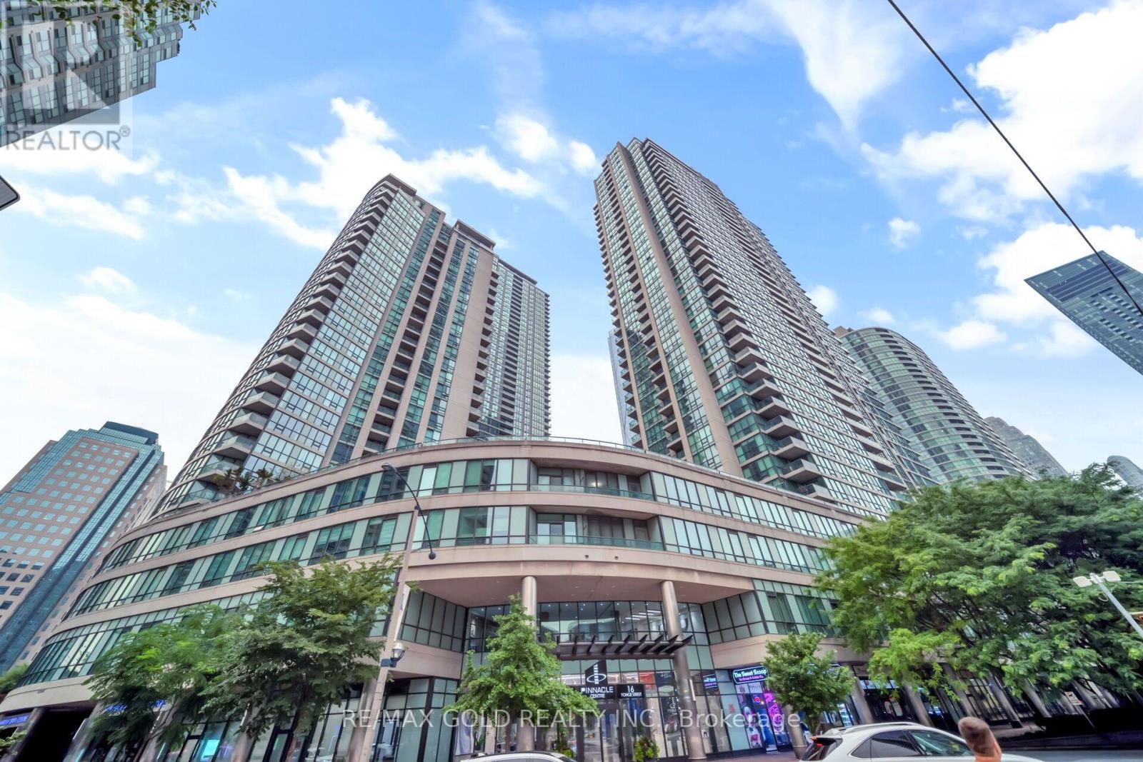 1808 - 16 Yonge Street Property Photo 2