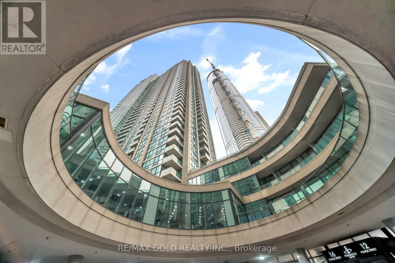 1808 - 16 Yonge Street Property Photo 3