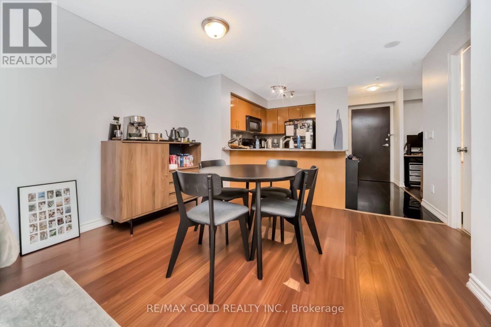 1808 - 16 Yonge Street Property Photo 20