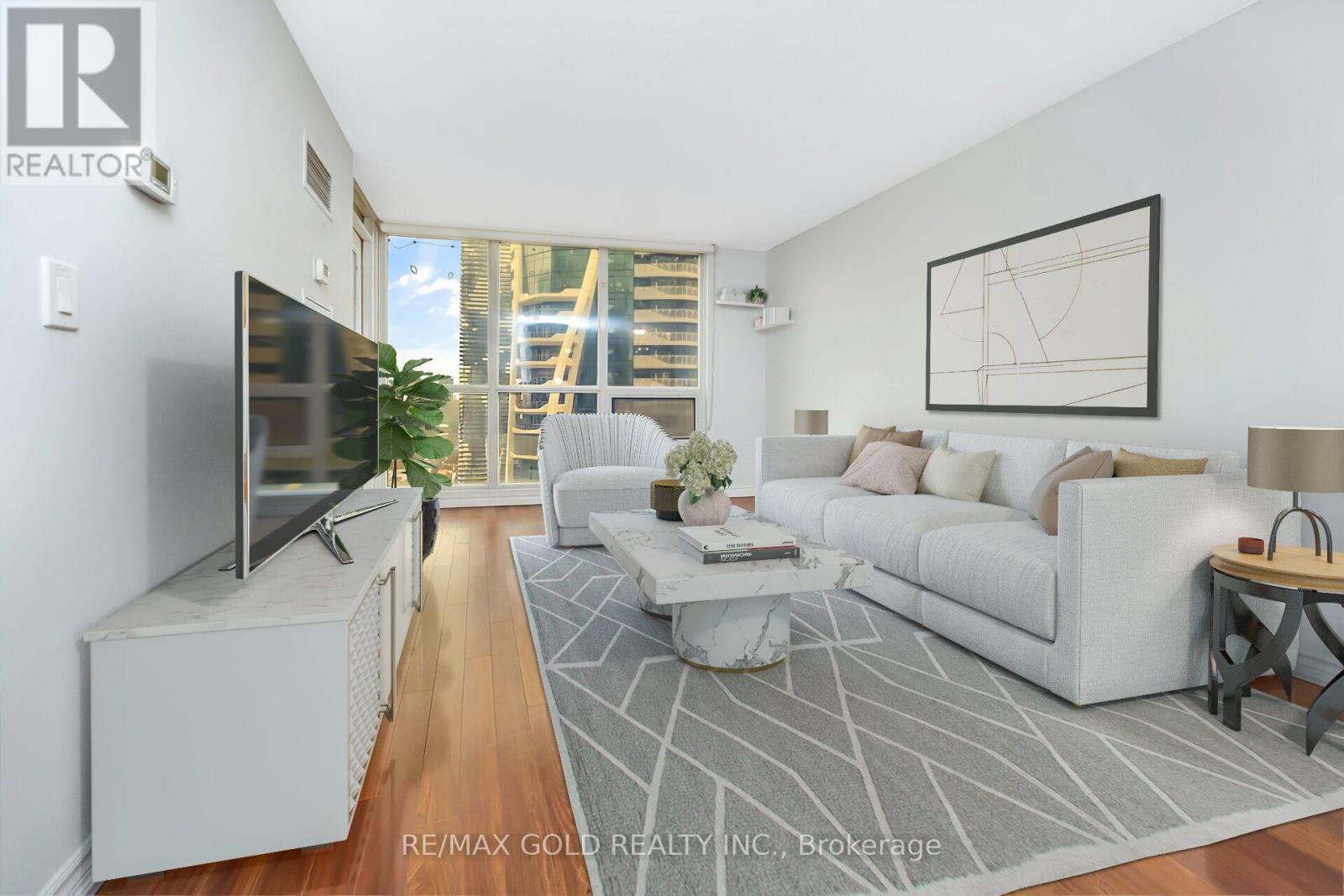 1808 - 16 Yonge Street Property Photo 22