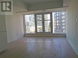 2016 - 955 Bay Street Property Photo 10