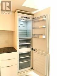 2016 - 955 Bay Street Property Photo 12