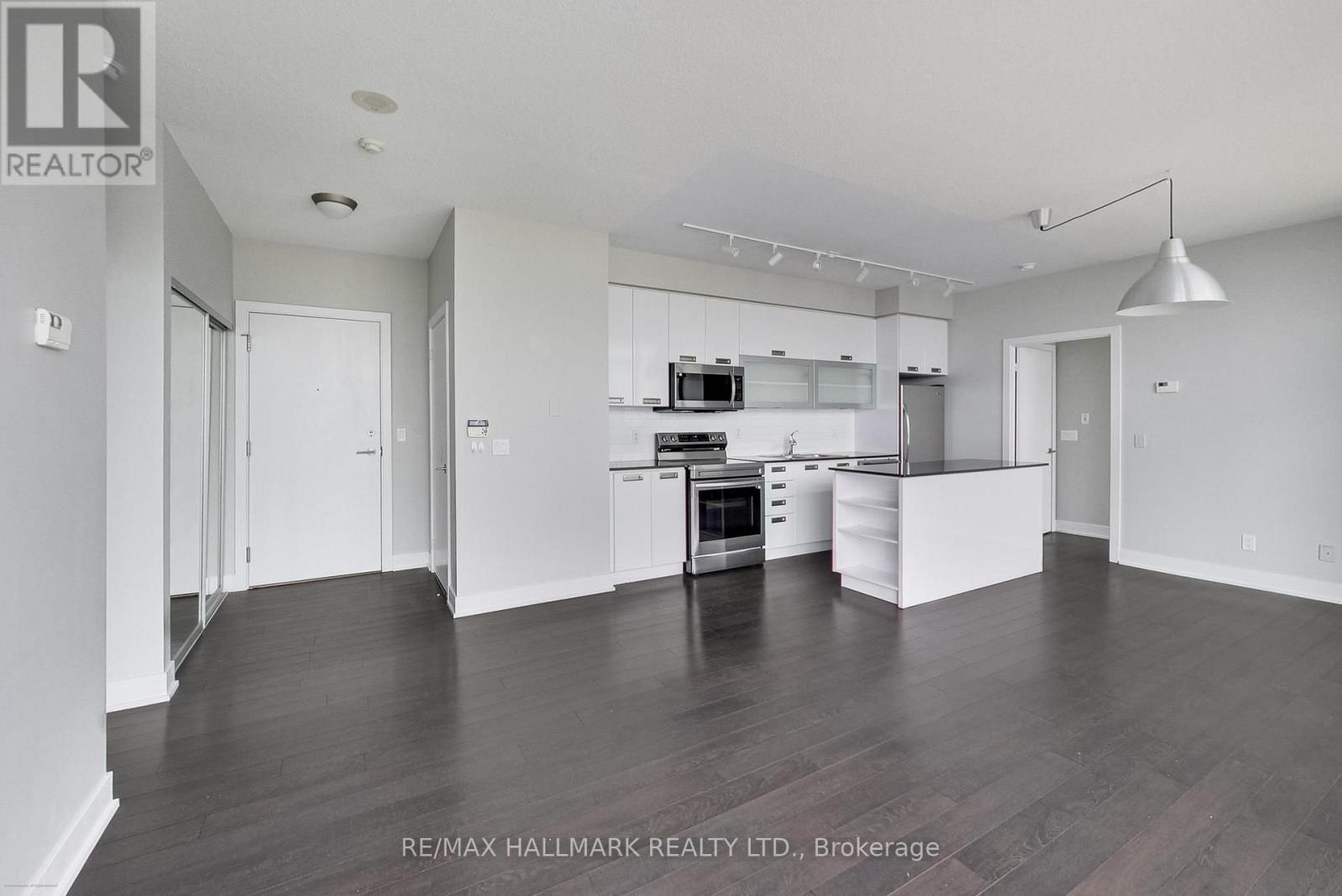 905 - 90 Stadium Road Property Photo 10
