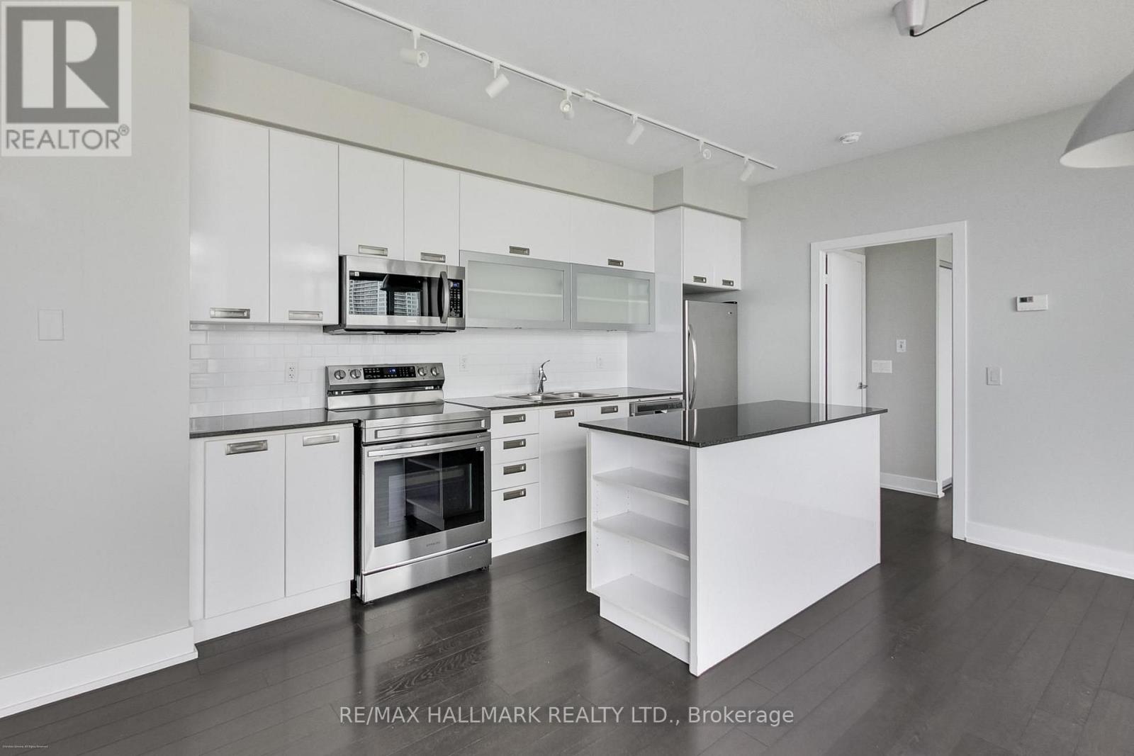 905 - 90 Stadium Road Property Photo 11