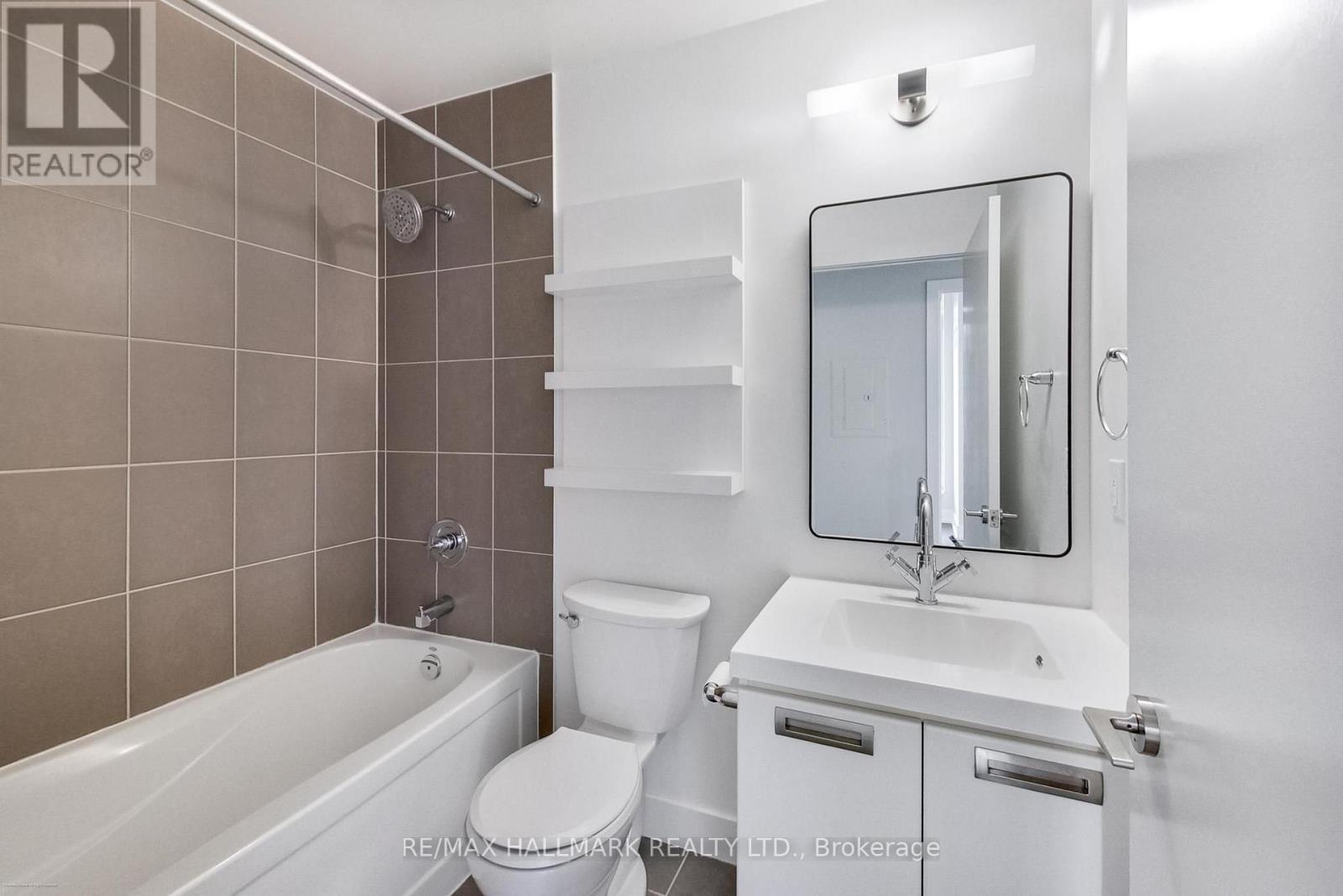 905 - 90 Stadium Road Property Photo 31