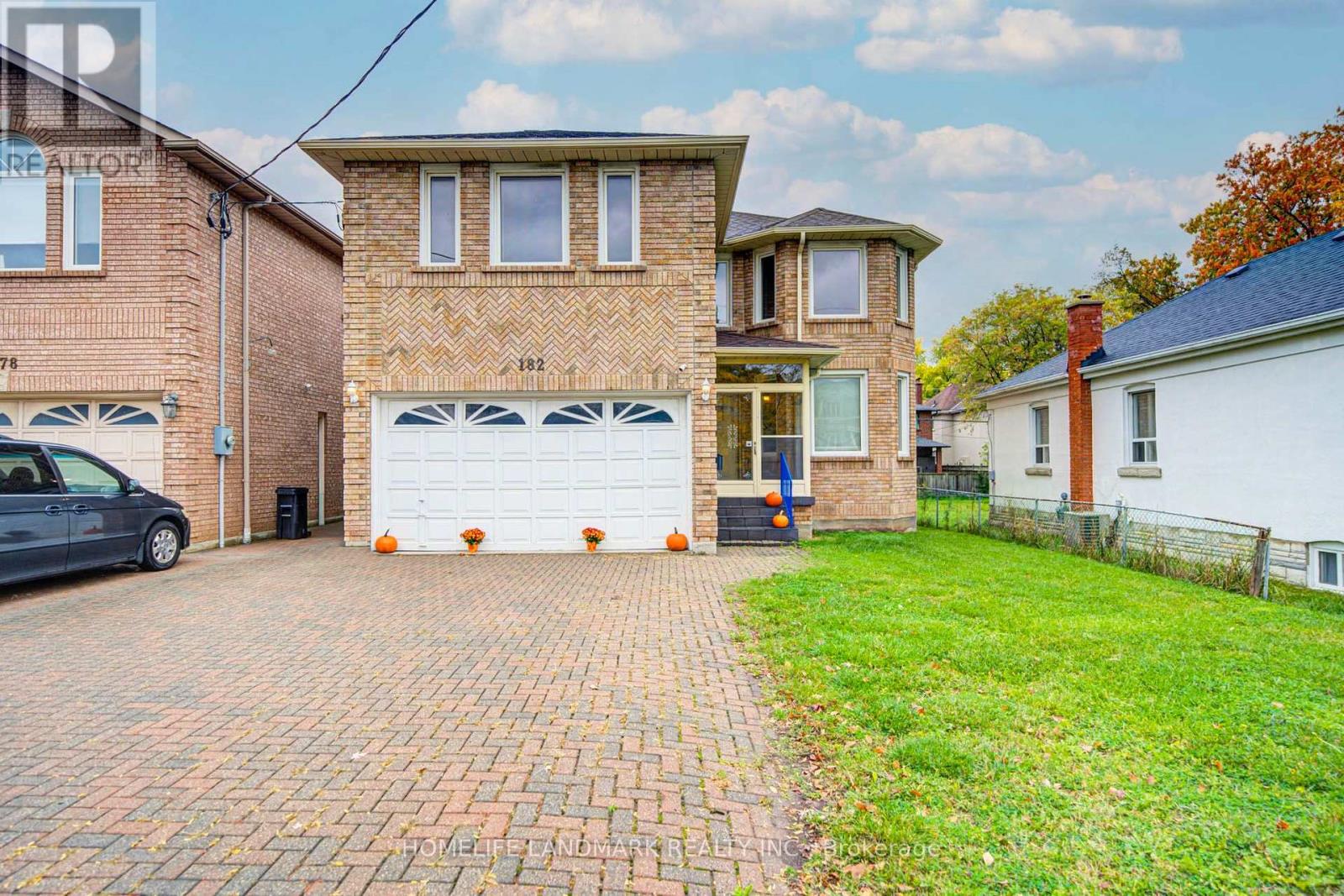 182 Finch Avenue E Property Photo 1