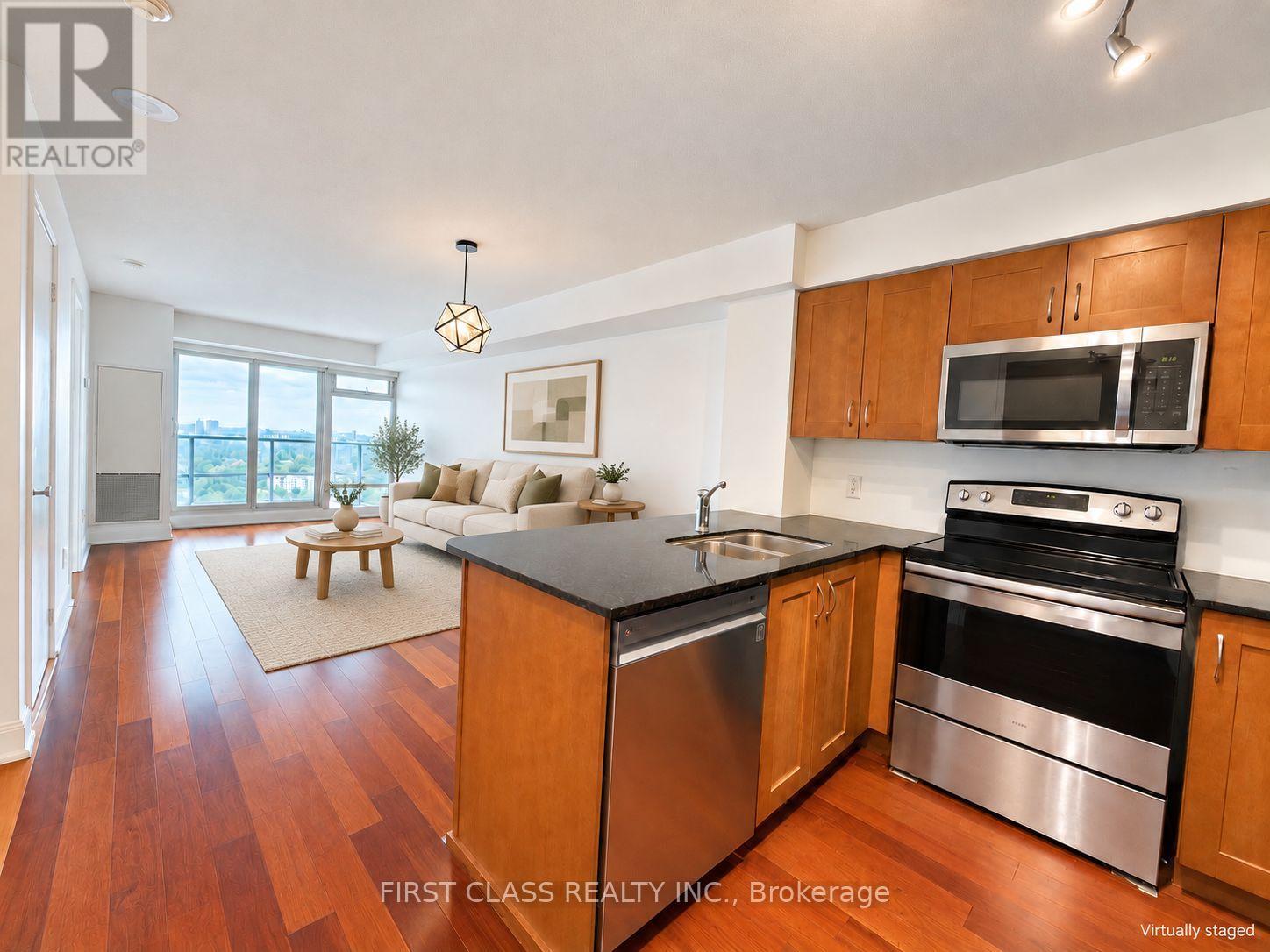 2912 - 2181 Yonge Street Property Photo 6