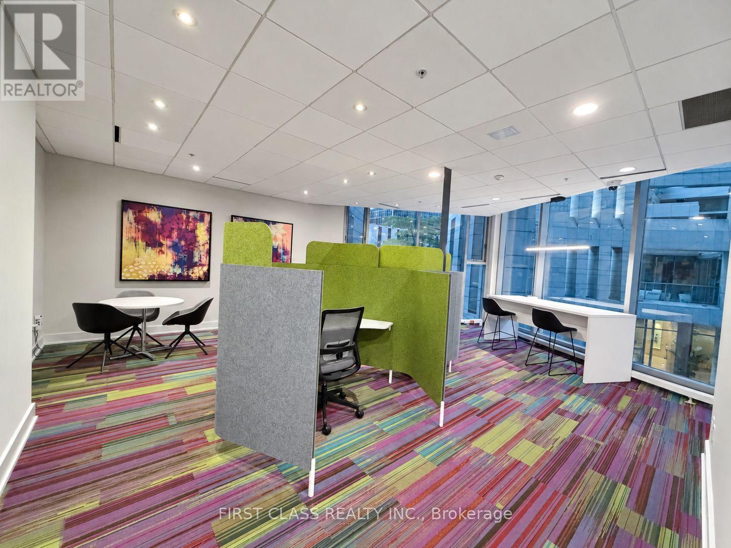 2912 - 2181 Yonge Street Property Photo 13