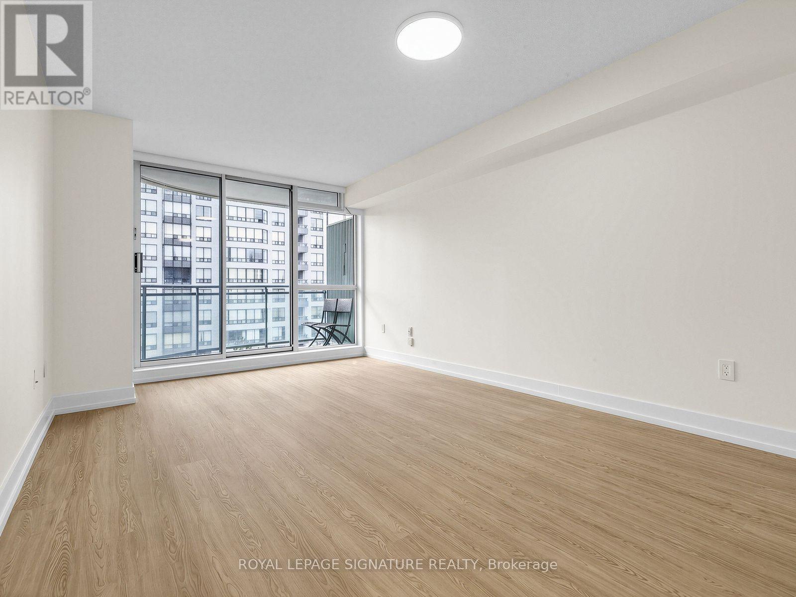 1009 - 28 Pemberton Avenue Property Photo 11
