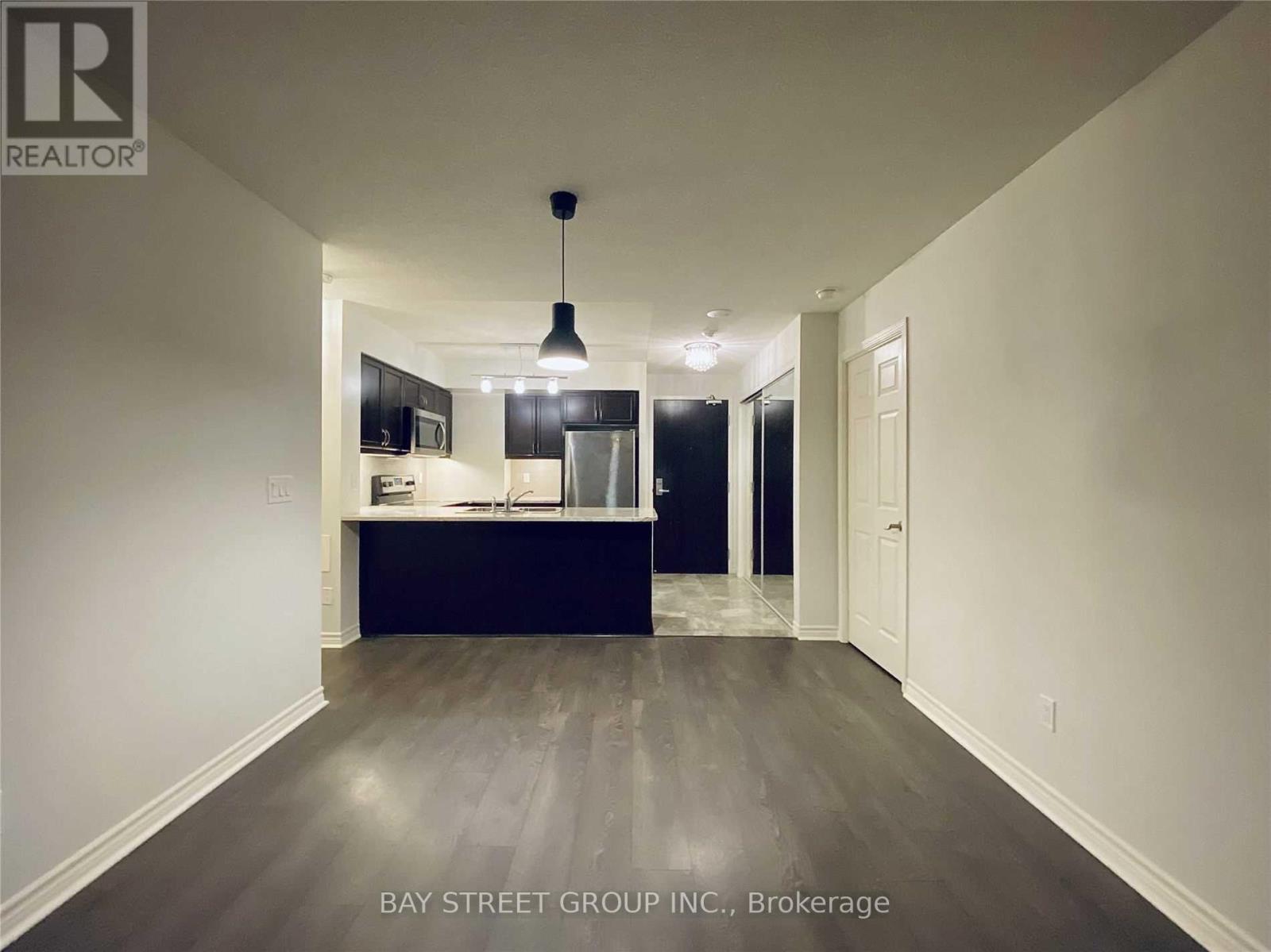 1115 - 25 Lower Simcoe Street Property Photo 10