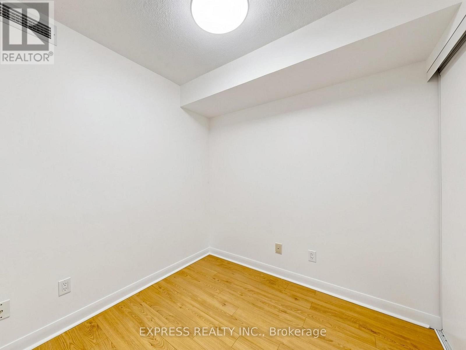 1007 - 4968 Yonge Street Property Photo 27