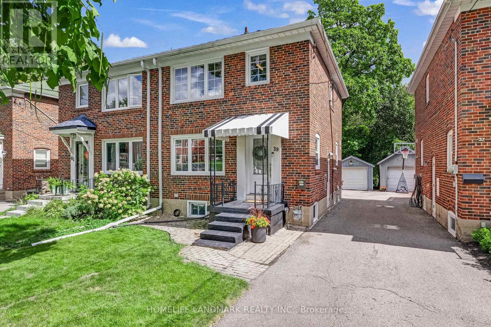 39 Brentcliffe Road Property Photo 1