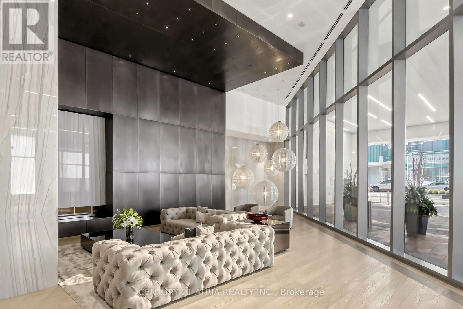 5205 - 88 Harbour Street Property Photo 4