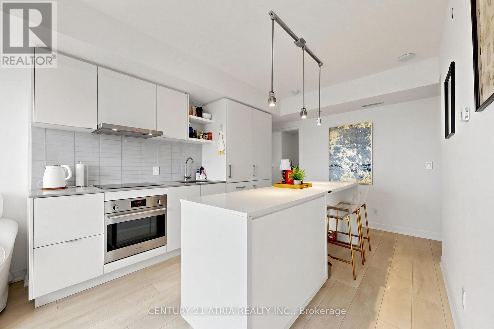 5205 - 88 Harbour Street Property Photo 12