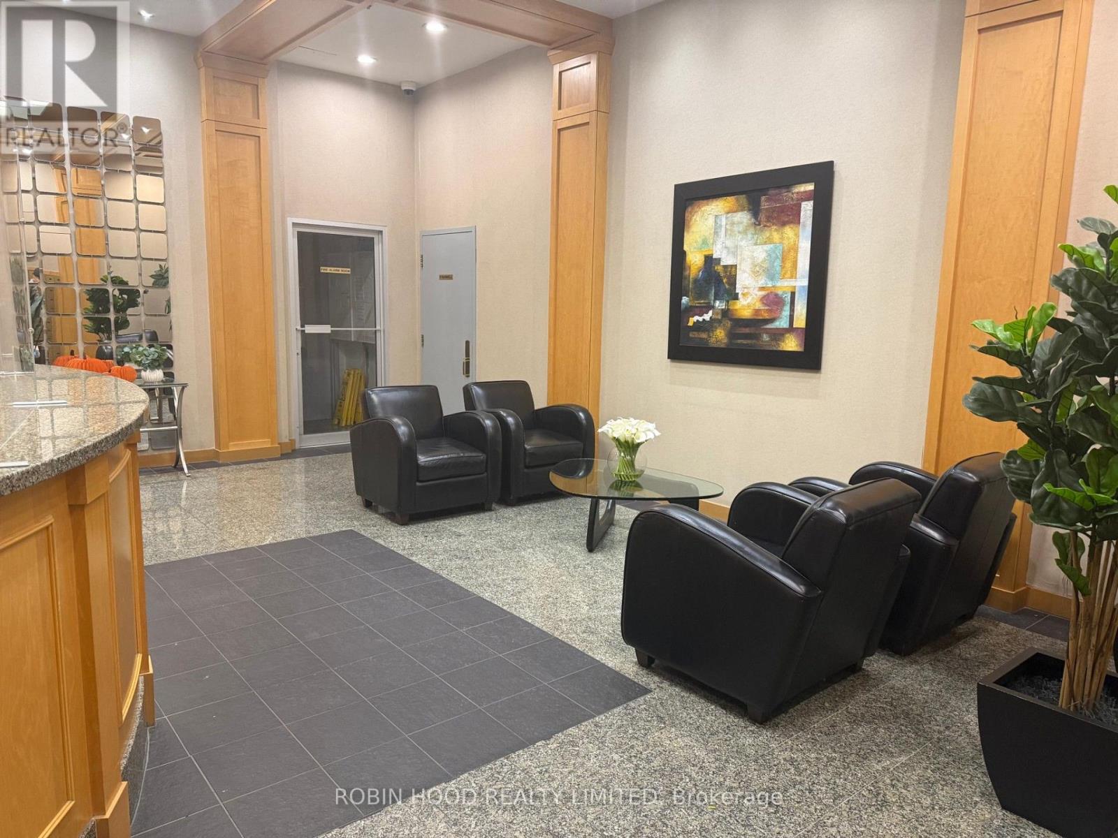 701 - 43 Eglinton Avenue E Property Photo 2