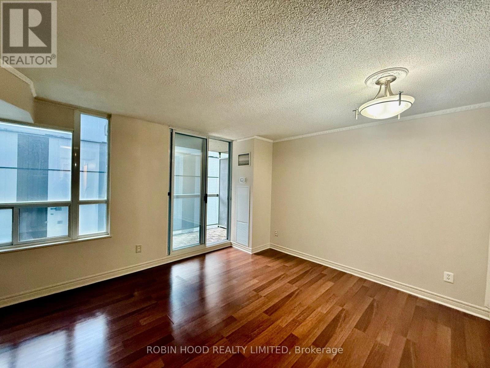 701 - 43 Eglinton Avenue E Property Photo 10