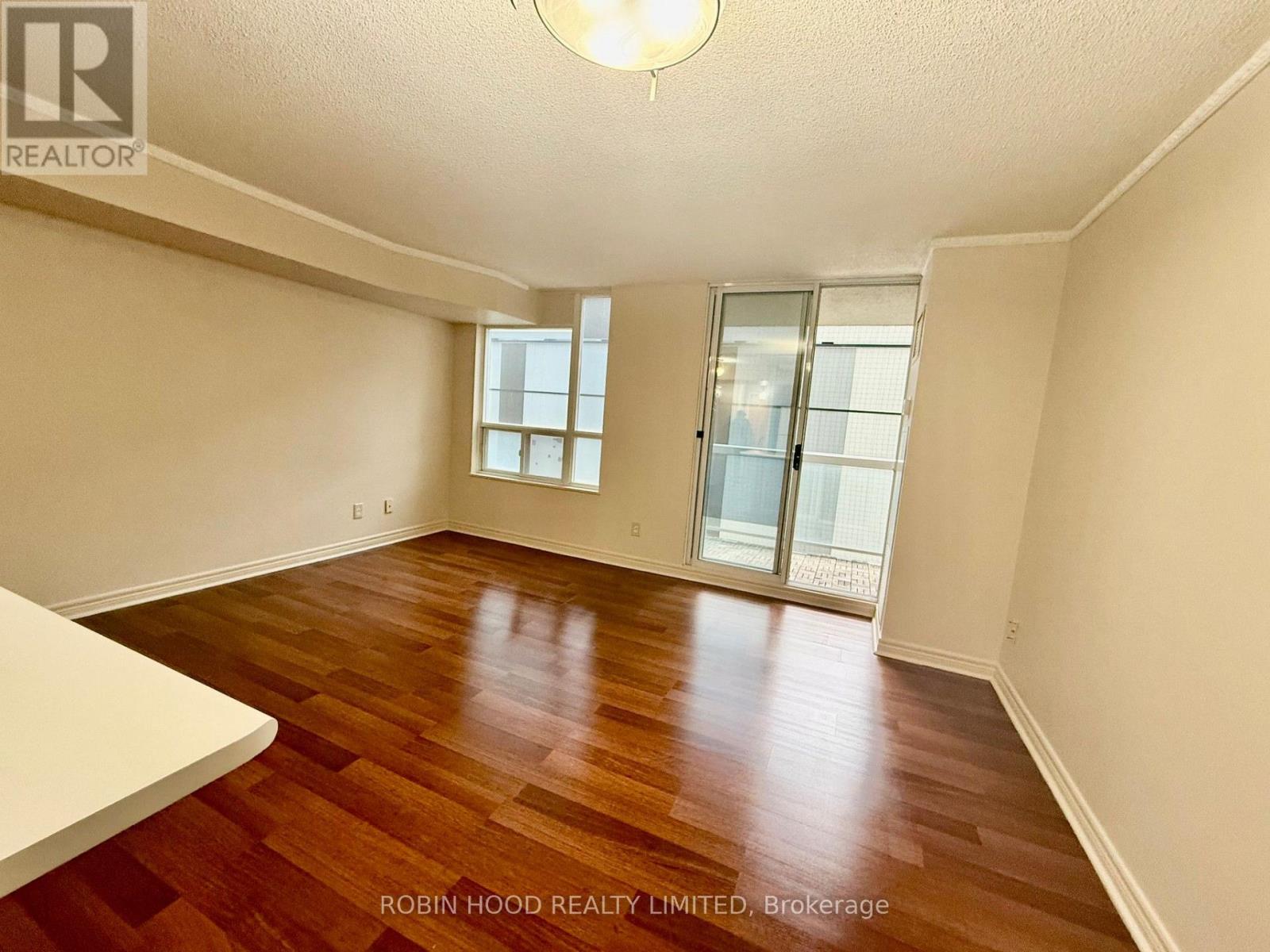701 - 43 Eglinton Avenue E Property Photo 12