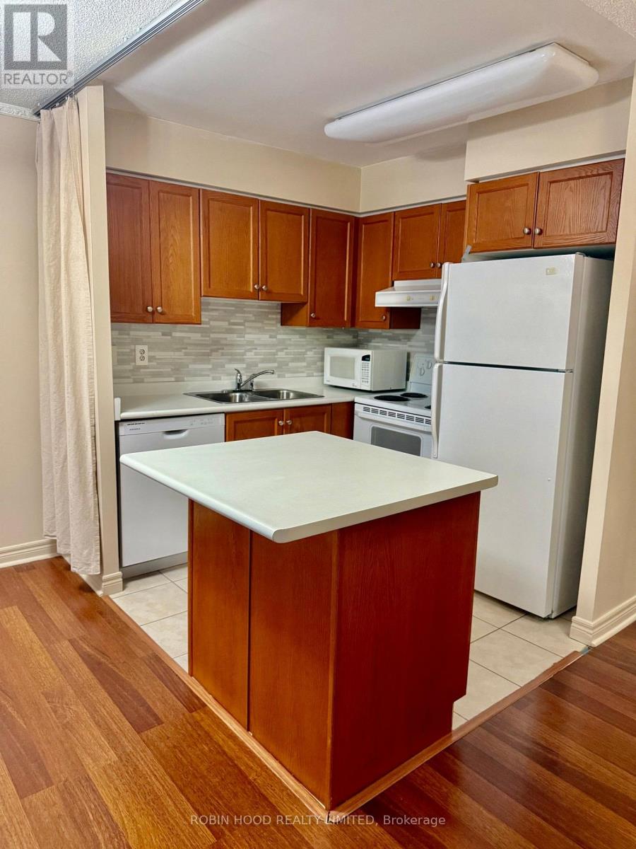 701 - 43 Eglinton Avenue E Property Photo 15