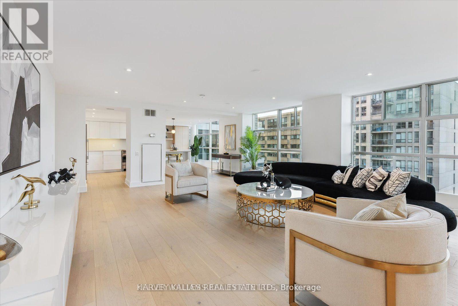 Ph03 - 409 Bloor Street E Property Photo 7