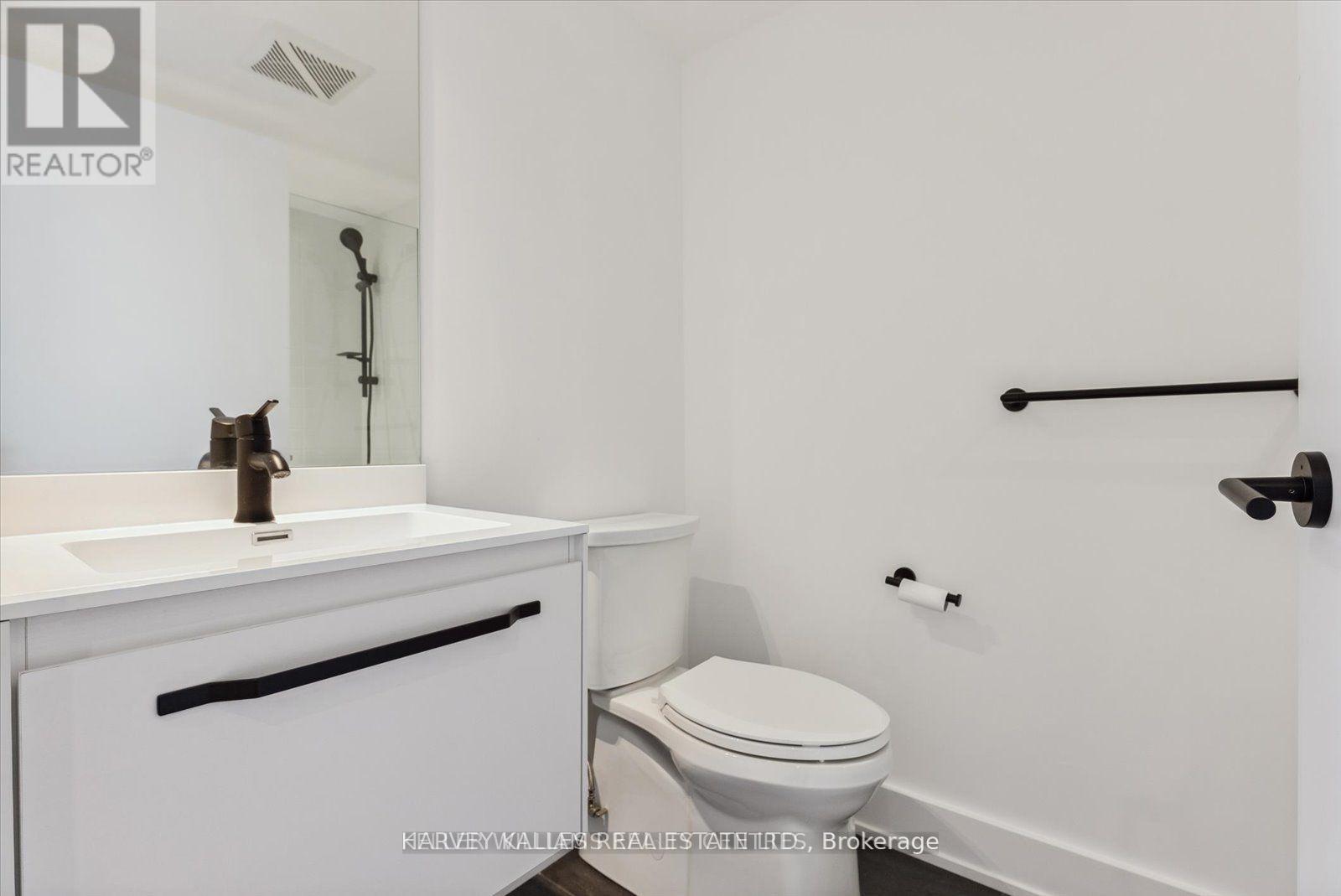 Ph03 - 409 Bloor Street E Property Photo 26
