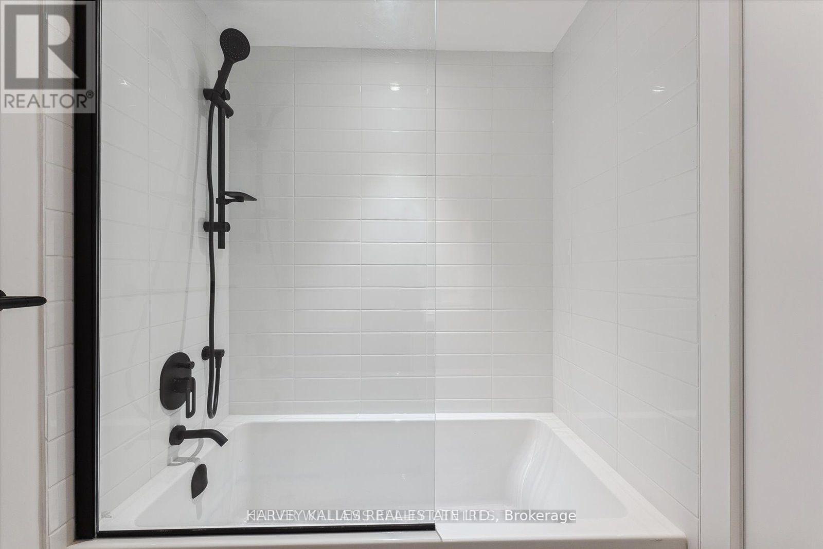Ph03 - 409 Bloor Street E Property Photo 27