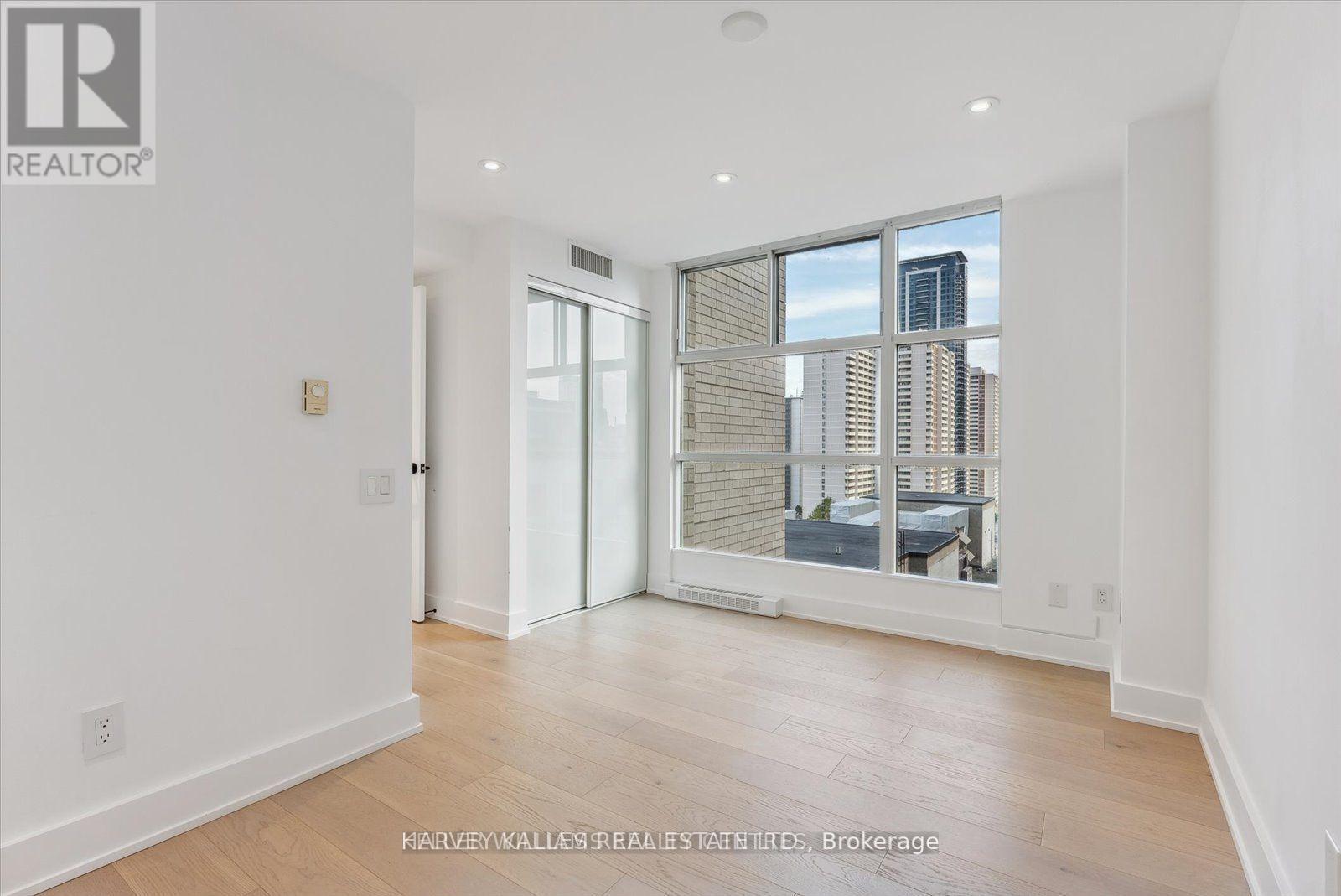 Ph03 - 409 Bloor Street E Property Photo 30