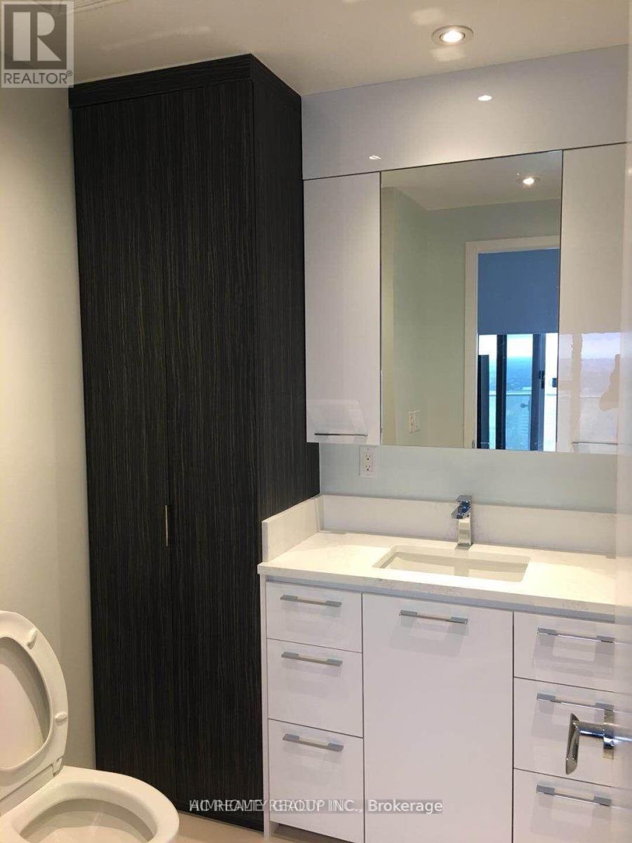 4009 - 1 Bloor Street E Property Photo 6