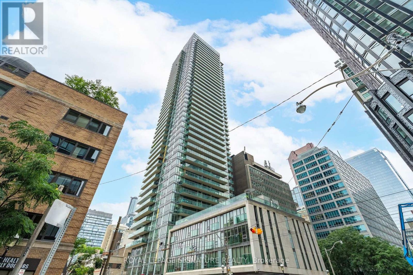316 - 33 Lombard Street Property Photo 1