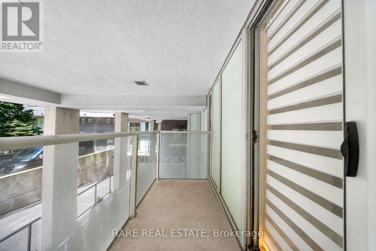 E113 - 555 Wilson Avenue Property Photo 26