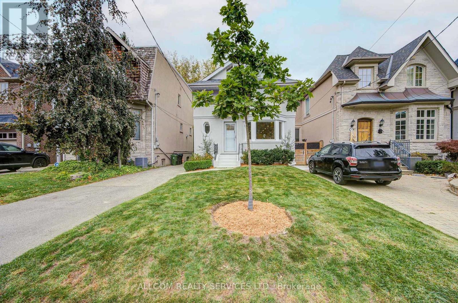 164 Glenvale Boulevard Property Photo 3