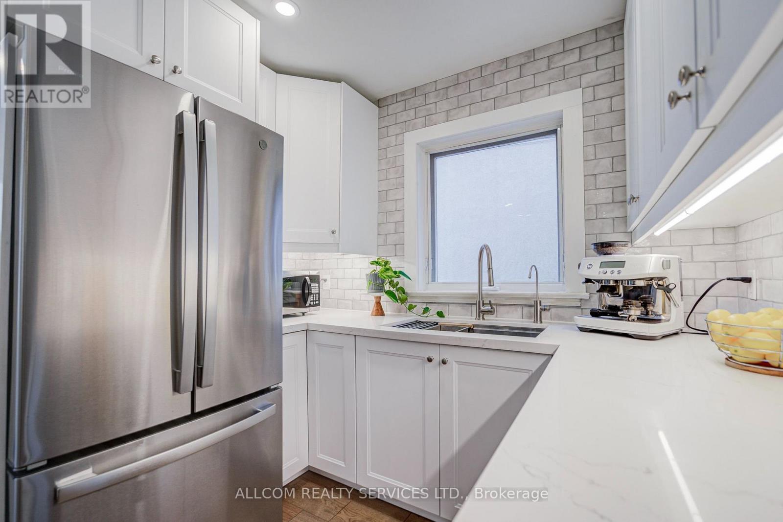 164 Glenvale Boulevard Property Photo 15