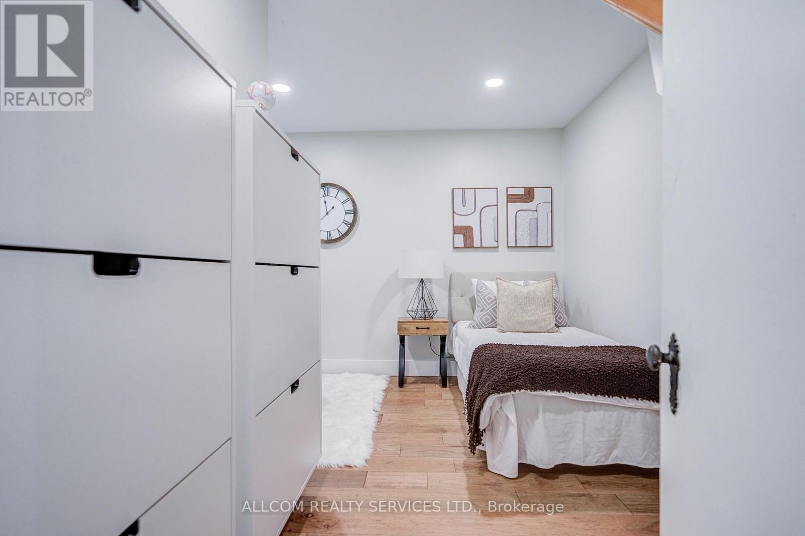 164 Glenvale Boulevard Property Photo 29
