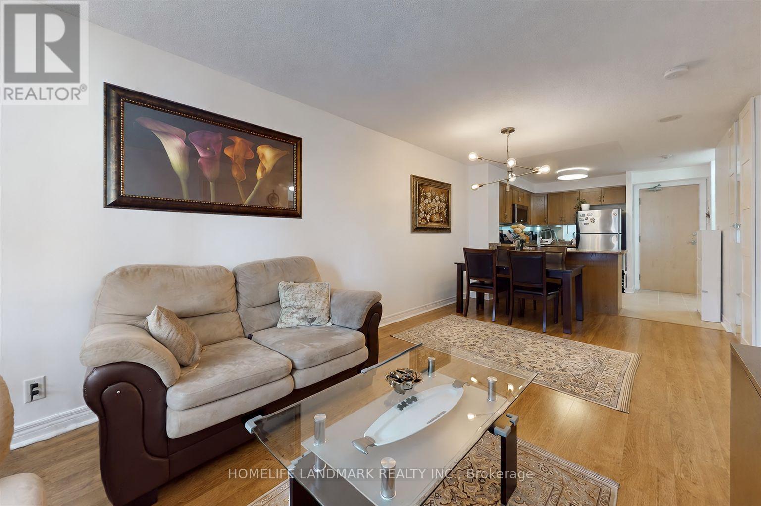 908 - 212 Eglinton Avenue E Property Photo 2